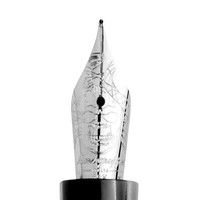 Лимитированный набор Montegrappa Chaos Silver Fountain: перьевая ручка и чернильница